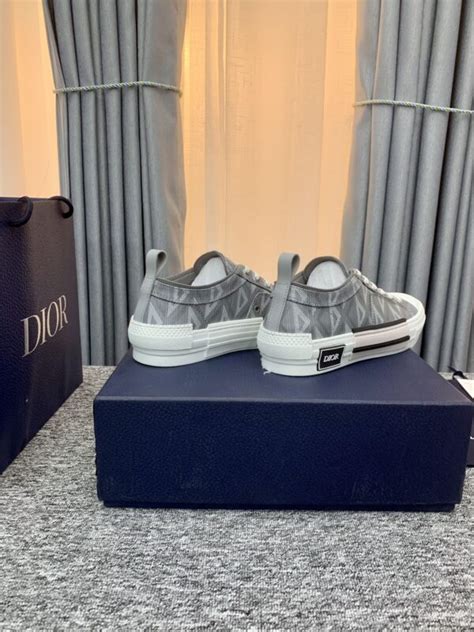 dior b32